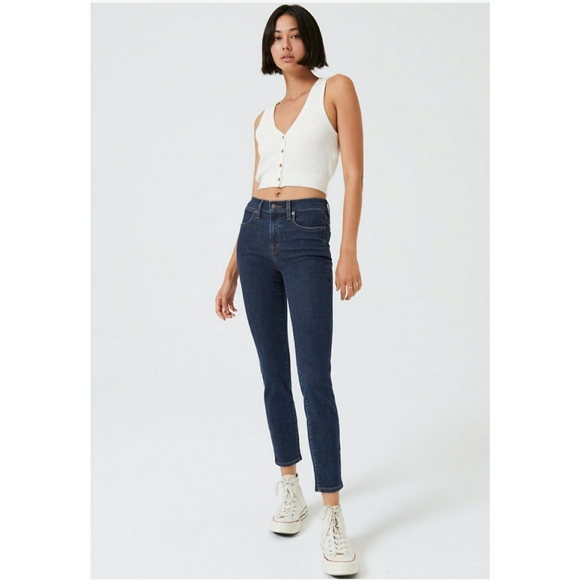 Aritzia Sunday Best Dark Jeans - Picture 1 of 7